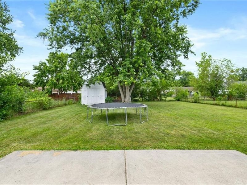 6124 Little Creek Court, Dayton, OH 45424 Photo 30