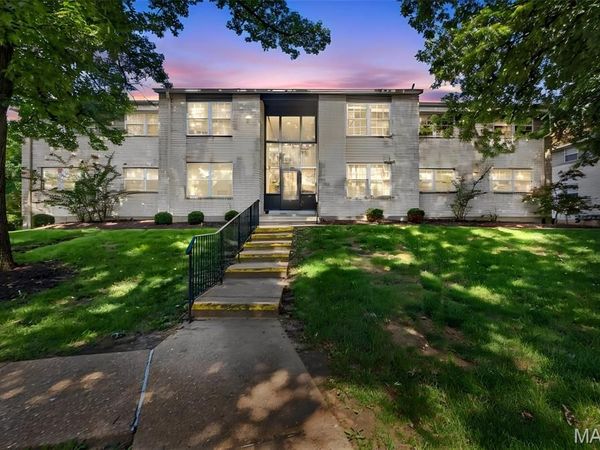 149 Cumberland Park Court, Unit H, Ballwin, MO 63011
