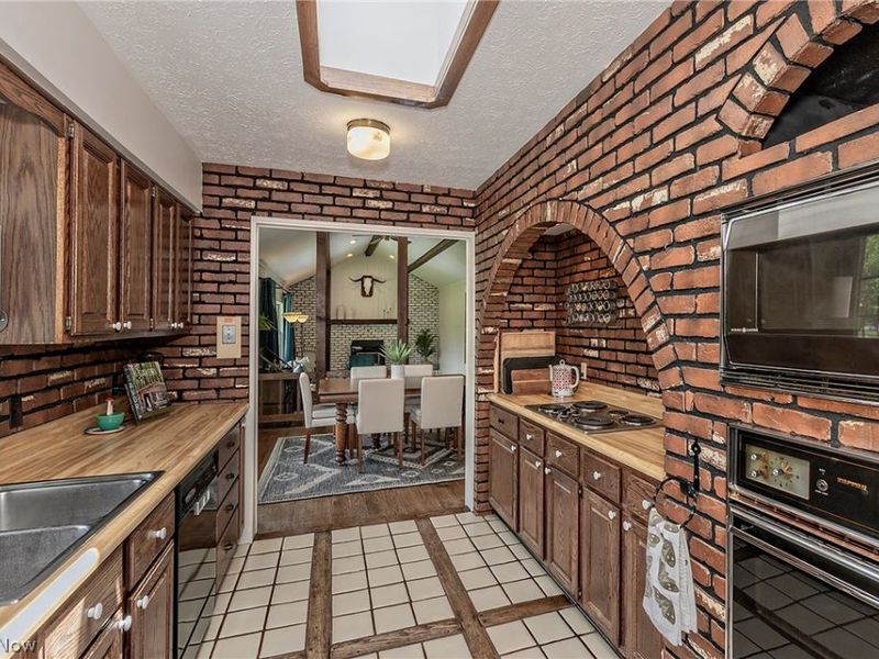 11292 Butternut Road, Chardon, OH 44024 Photo 19