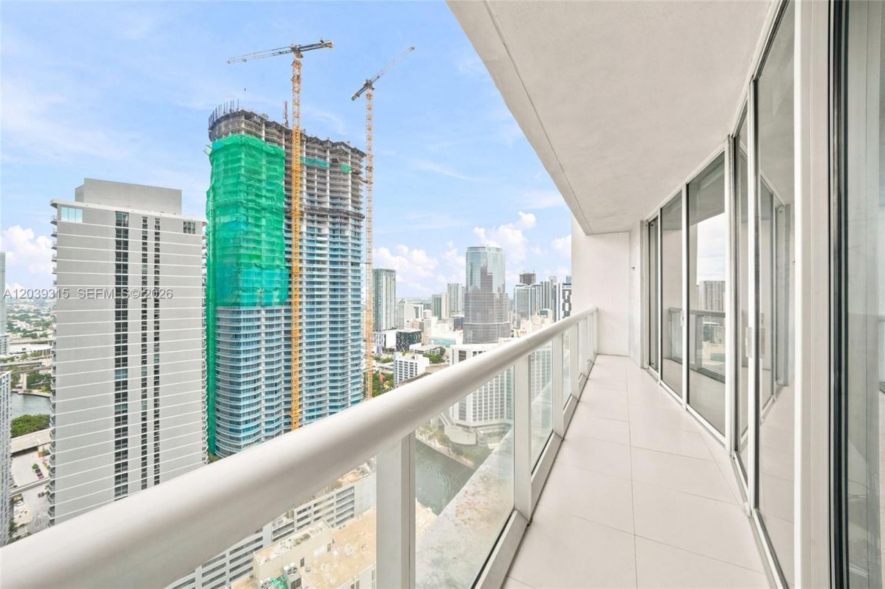 485 Brickell Ave , Unit 3707, Miami, FL 33131 Photo