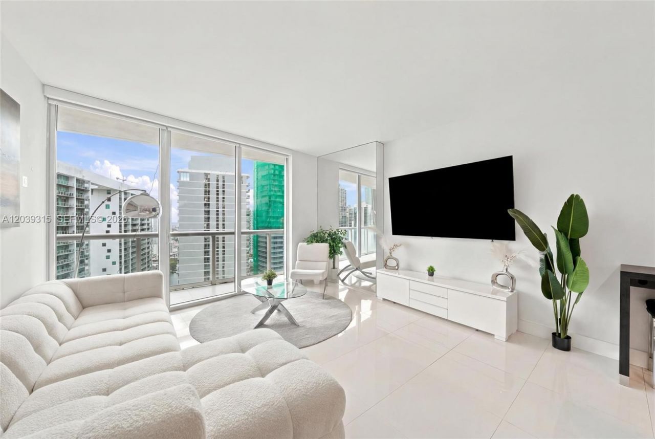 485 Brickell Ave , Unit 3707, Miami, FL 33131 Photo