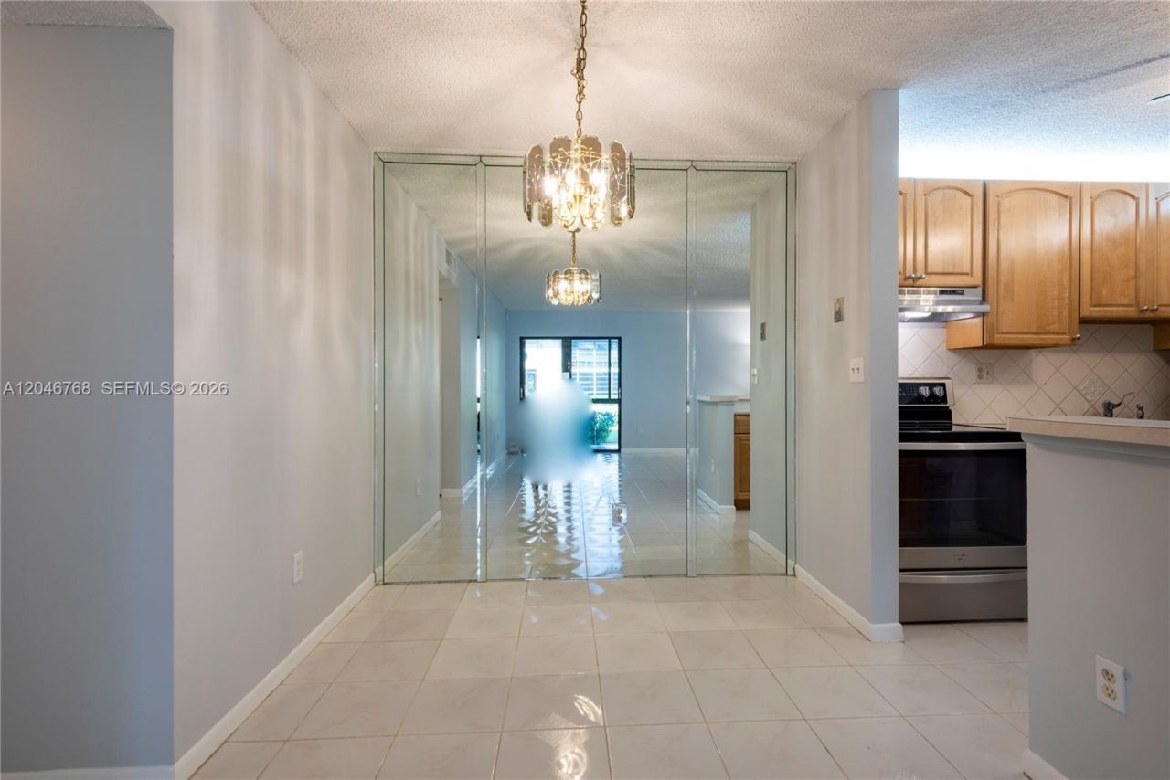 10789 W Clairmont Cir , Unit 107, Tamarac, FL 33321 Photo