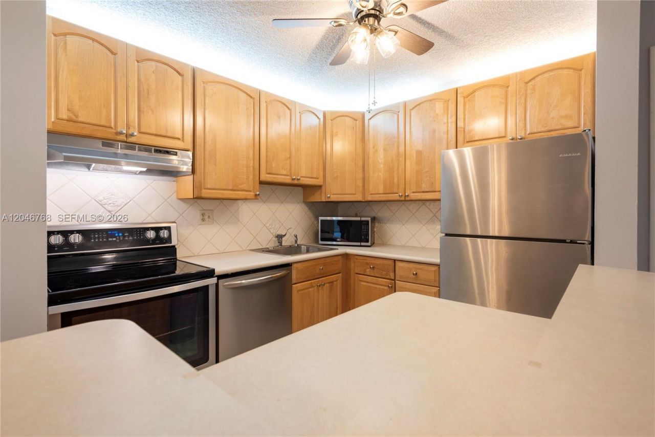 10789 W Clairmont Cir , Unit 107, Tamarac, FL 33321 Photo