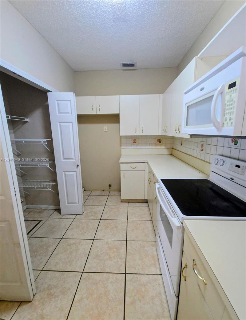 14236 SW 148th Ave , Miami, FL 33196 Photo