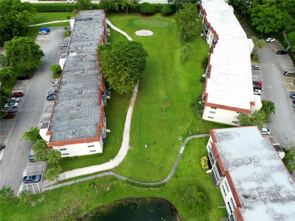 8940 S Hollybrook Blvd , Unit 201, Pembroke Pines, FL 33025