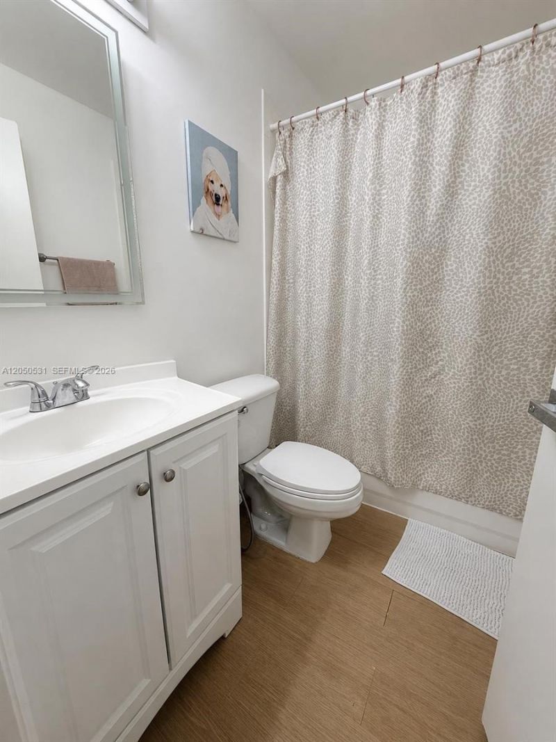 5230 NW 109th Ave , Unit 4, Doral, FL 33178 Photo