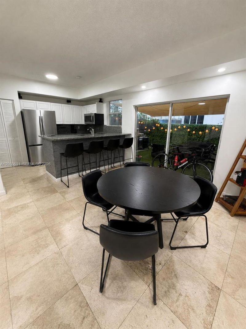 5230 NW 109th Ave , Unit 4, Doral, FL 33178 Photo