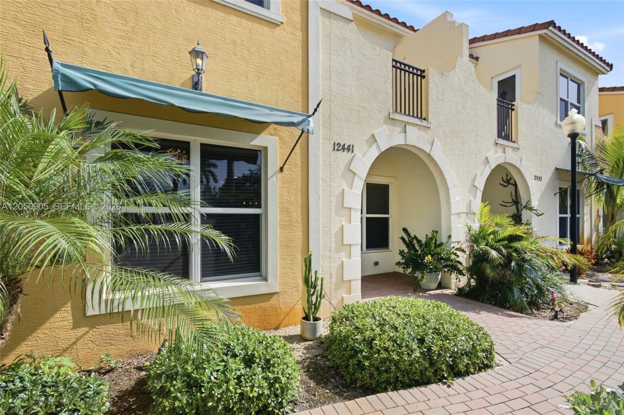 12441 NW 18th Ct, Pembroke Pines, FL 33028 Photo