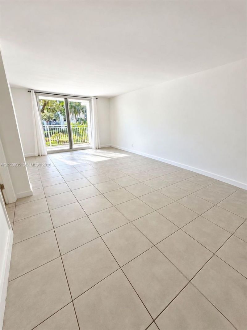 750 NE 64th St, Unit B207, Miami, FL 33138 Photo