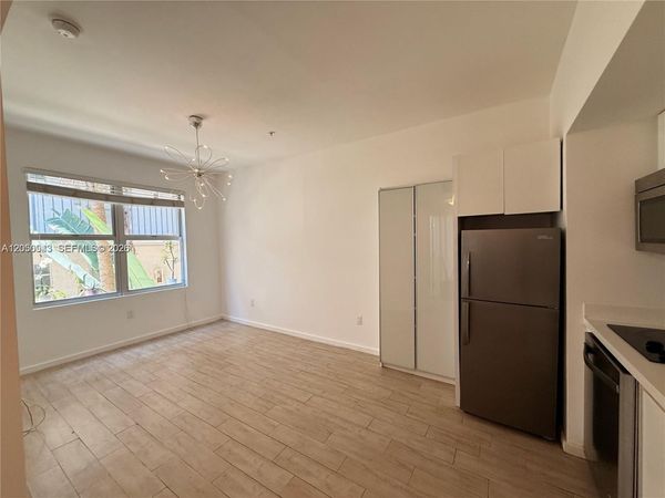 1611 Meridian Ave , Unit 202, Miami Beach, FL 33139