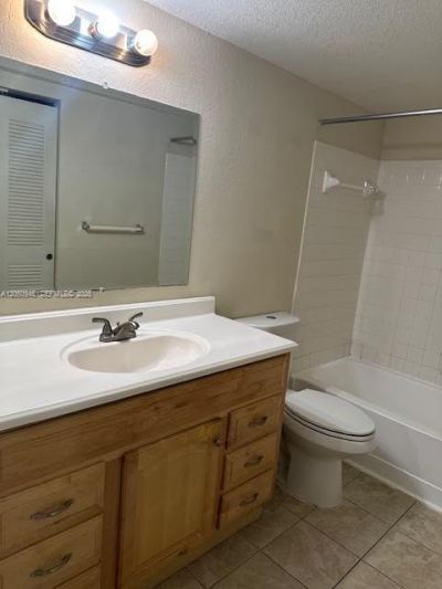 12950 Vista Isles Dr, Unit 425, Sunrise, FL 33325 Photo