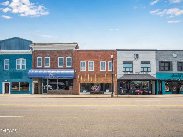 115 E Broadway St, Lenoir City, TN 37771