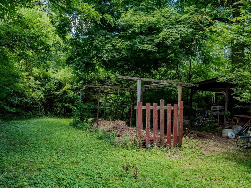 7401 Forest Avenue, Mount Healthy, OH 45231 Photo 16