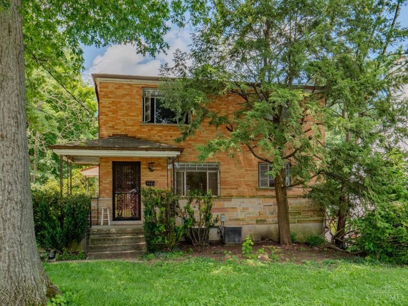 7401 Forest Avenue, Mount Healthy, OH 45231 Photo 2