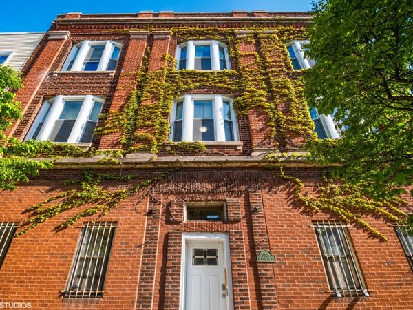 2048 W Evergreen Avenue , Unit 1, Chicago, IL 60622