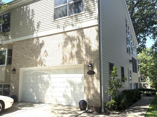 222 Thomas Drive , Wood Dale, IL 60191