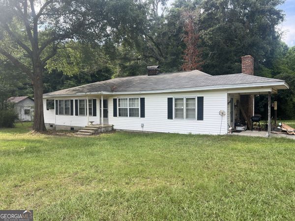 5877 Lexington Road, Rayle, GA 30660