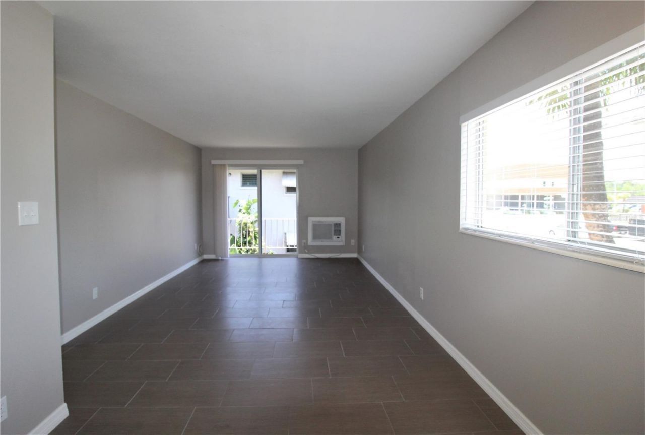 3001 Bee Ridge Road, Unit 224, Sarasota, FL 34239 Photo