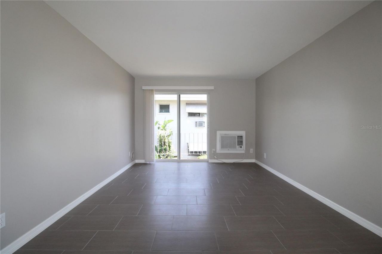 3001 Bee Ridge Road, Unit 224, Sarasota, FL 34239 Photo