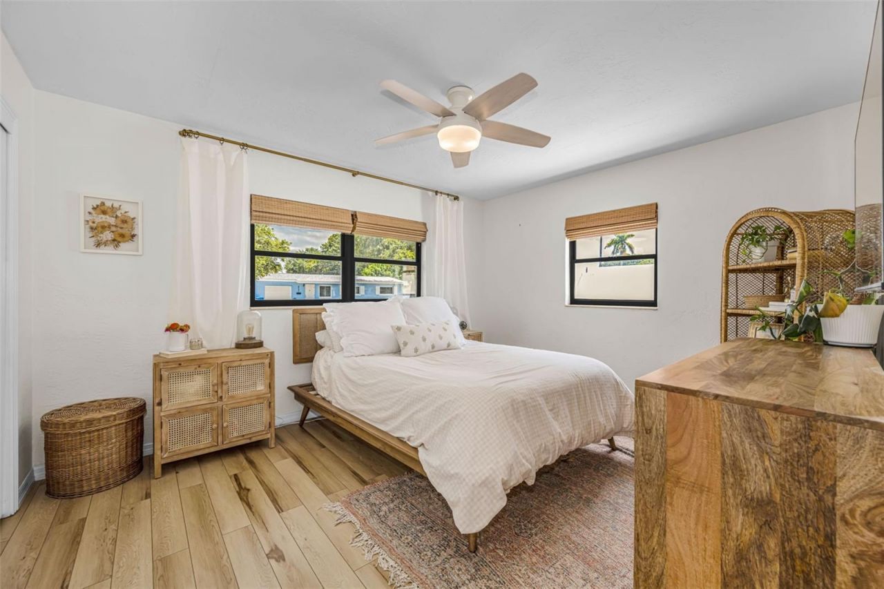 6710 32nd Avenue N, Saint Petersburg, FL 33710 Photo