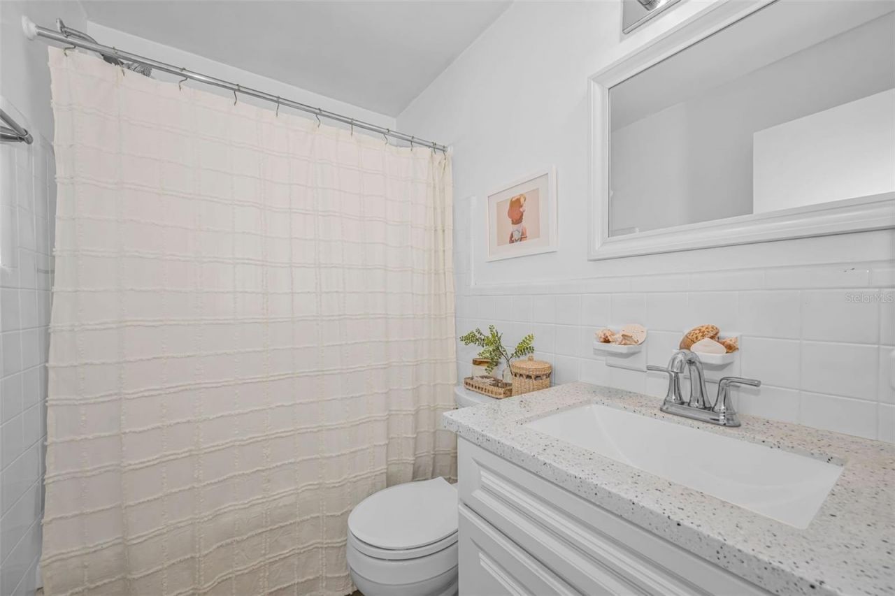 6710 32nd Avenue N, Saint Petersburg, FL 33710 Photo