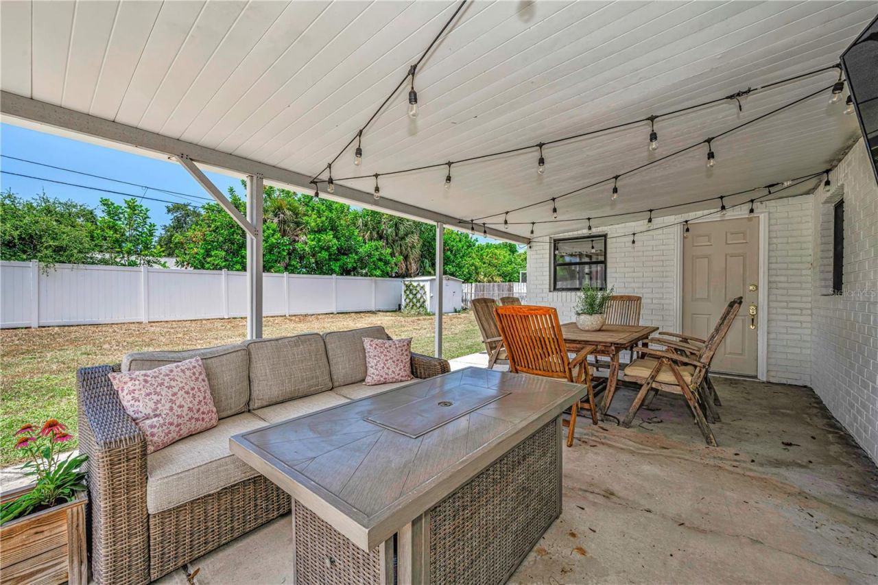 6710 32nd Avenue N, Saint Petersburg, FL 33710 Photo