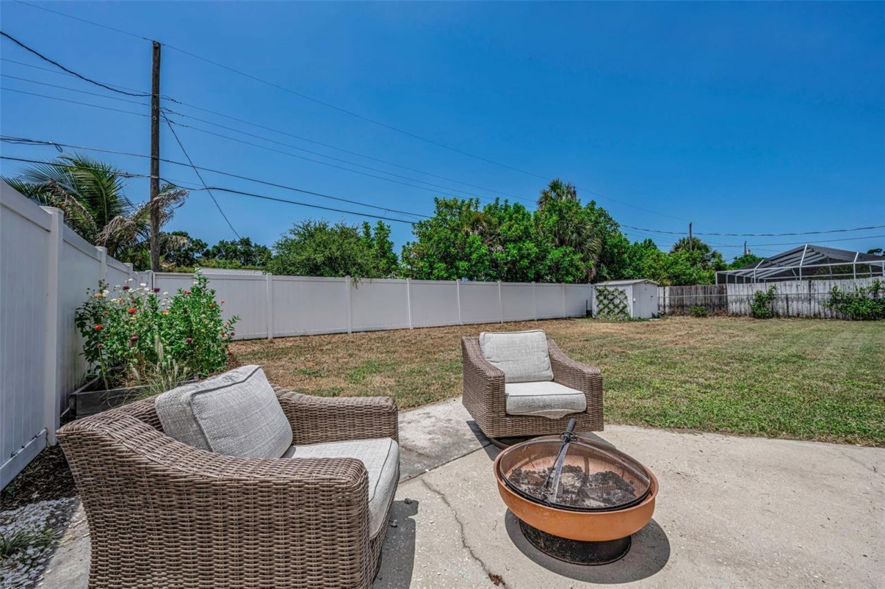 6710 32nd Avenue N, Saint Petersburg, FL 33710 Photo