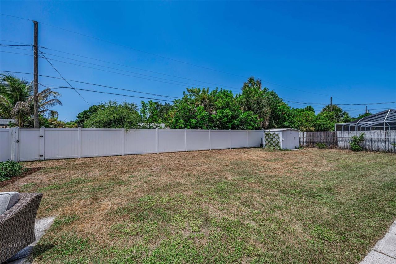 6710 32nd Avenue N, Saint Petersburg, FL 33710 Photo