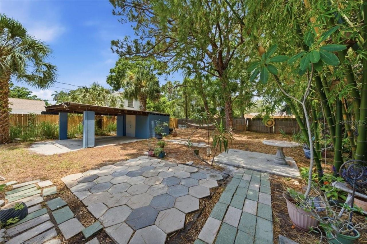 745 Alamanda Way S, Saint Petersburg, FL 33705 Photo