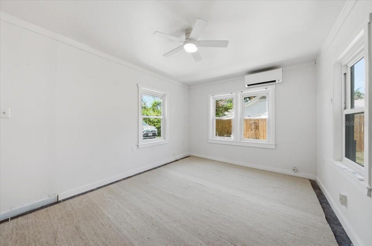 745 Alamanda Way S, Saint Petersburg, FL 33705 Photo