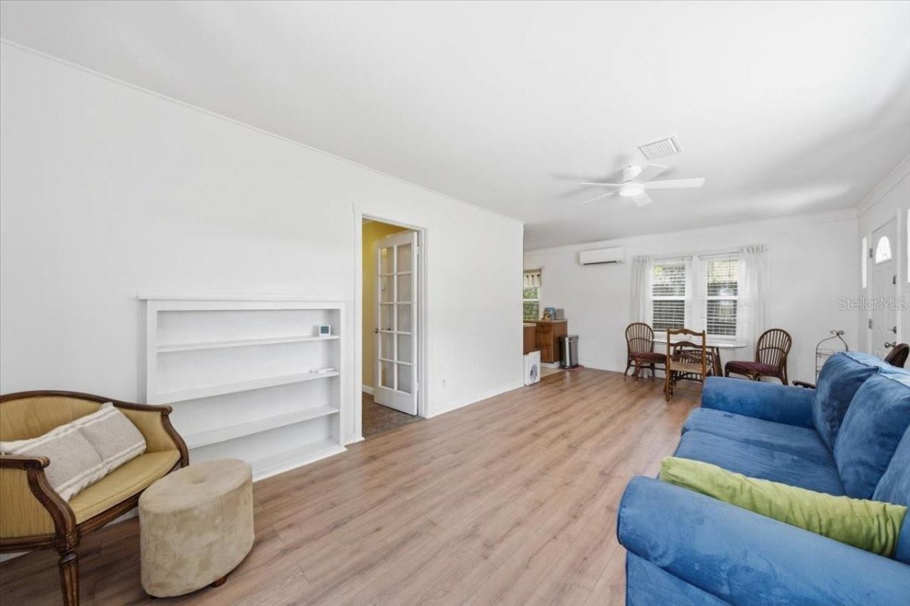 745 Alamanda Way S, Saint Petersburg, FL 33705 Photo