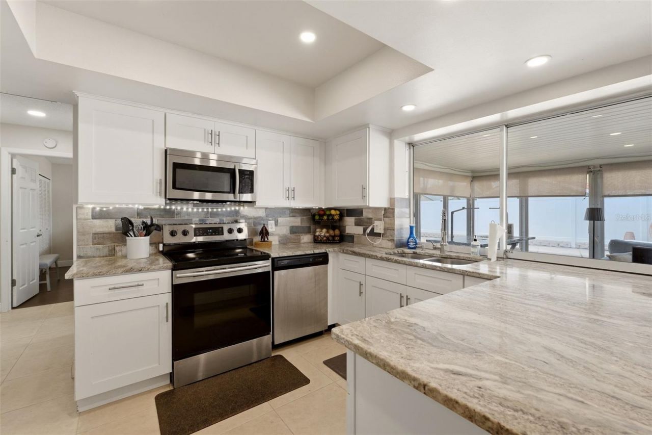 6020 10th Avenue W, Bradenton, FL 34209 Photo