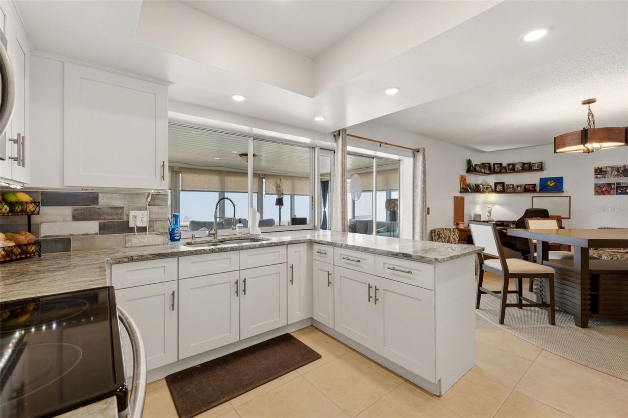 6020 10th Avenue W, Bradenton, FL 34209 Photo