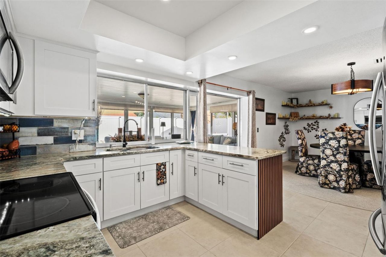 6020 10th Avenue W, Bradenton, FL 34209 Photo