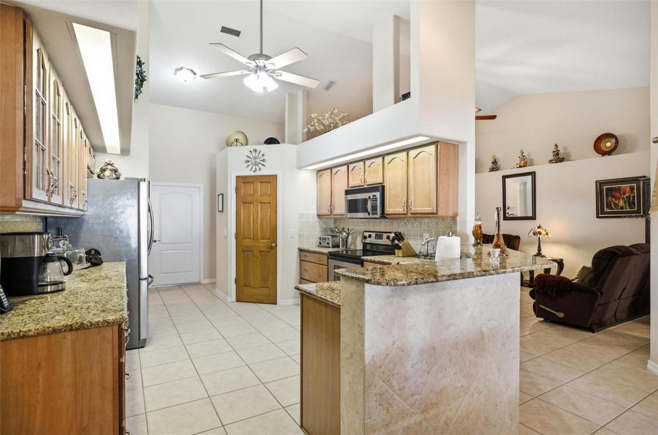 3 Falls Place , Palm Coast, FL 32137 Photo
