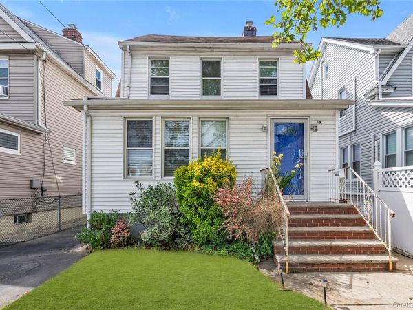 21208 Murdock Avenue , Queens Village, NY 11429