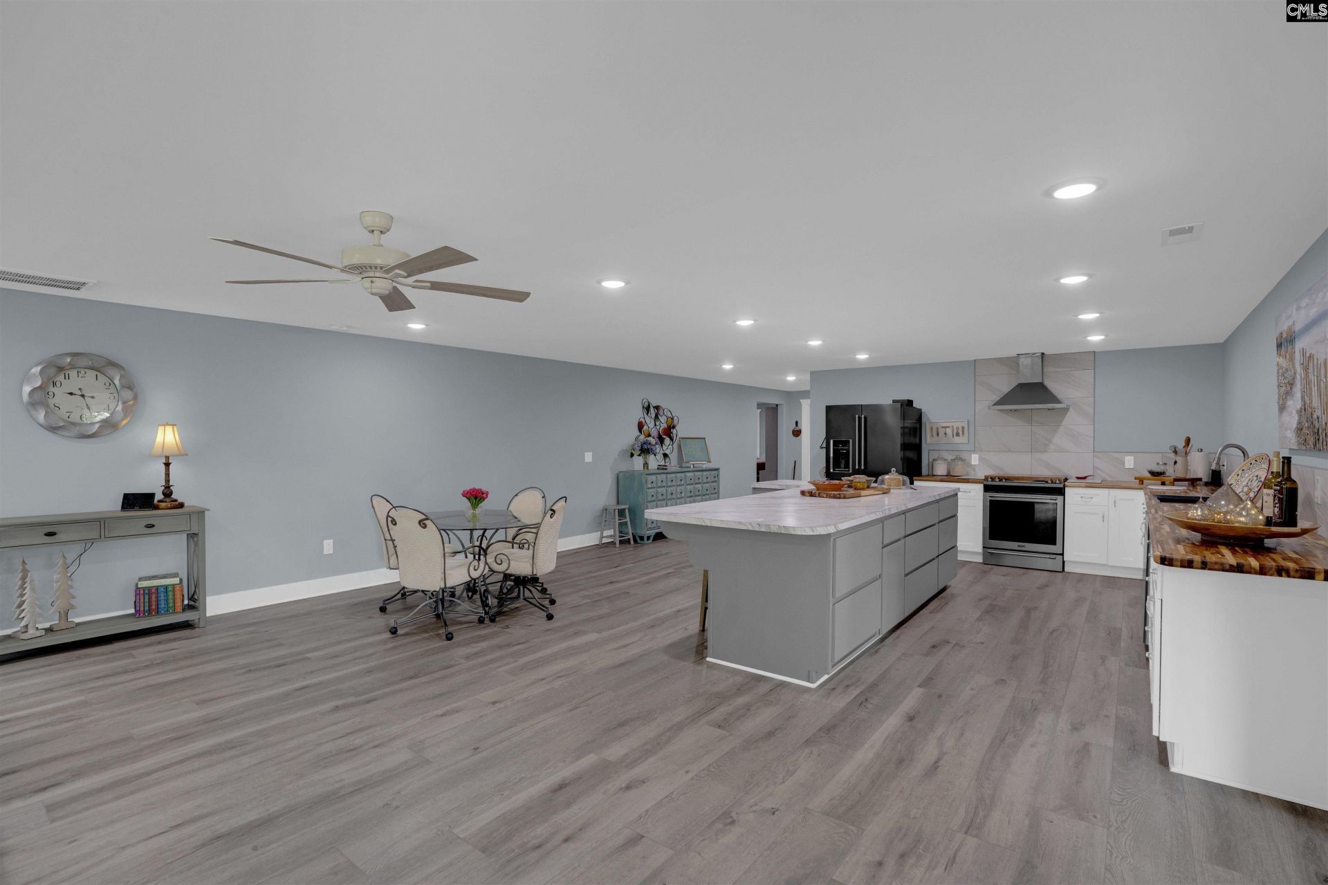 187 Peach Tree Street  Photo 19