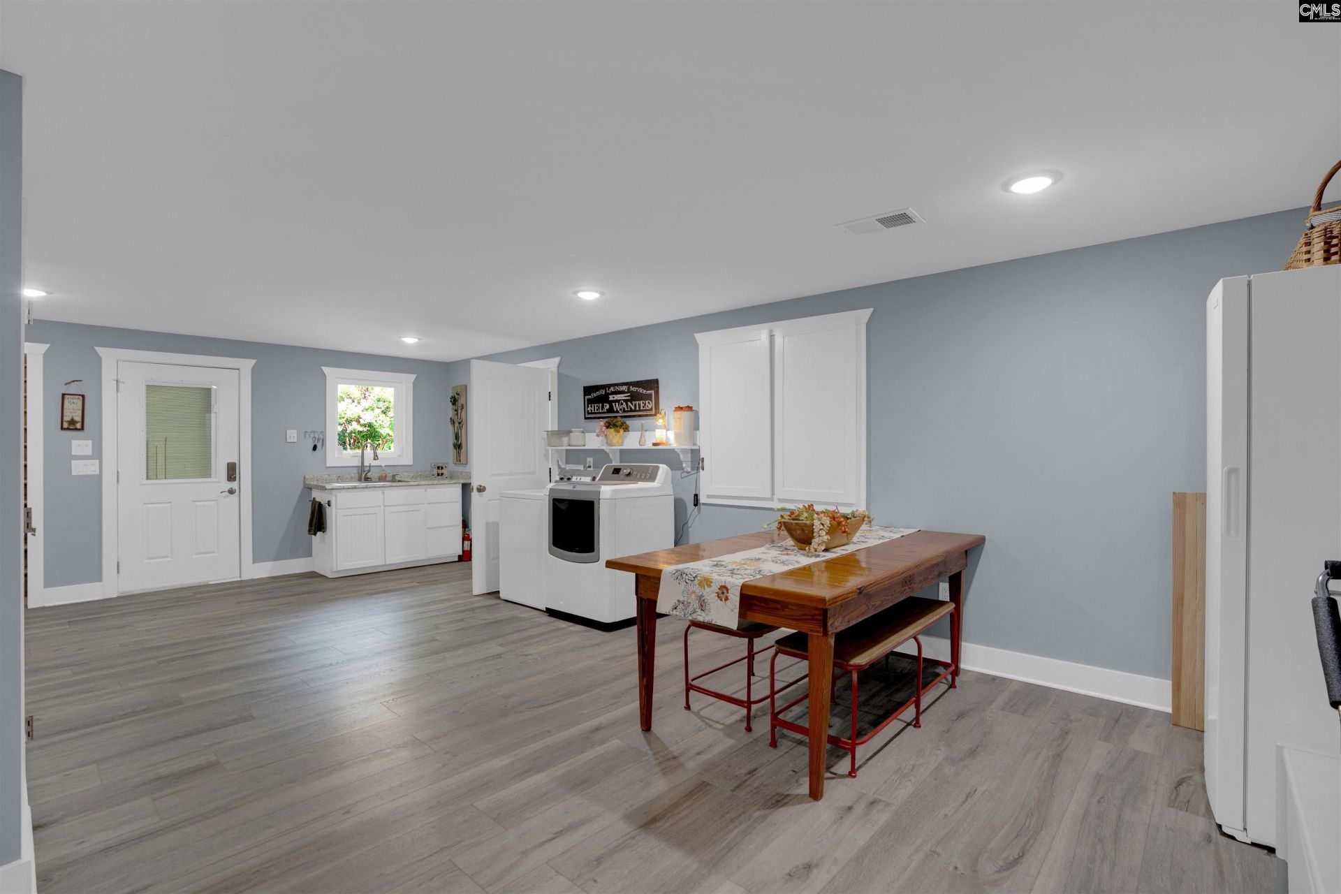 187 Peach Tree Street Photo 34