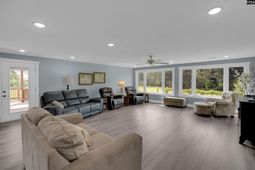 187 Peach Tree Street  photo 4