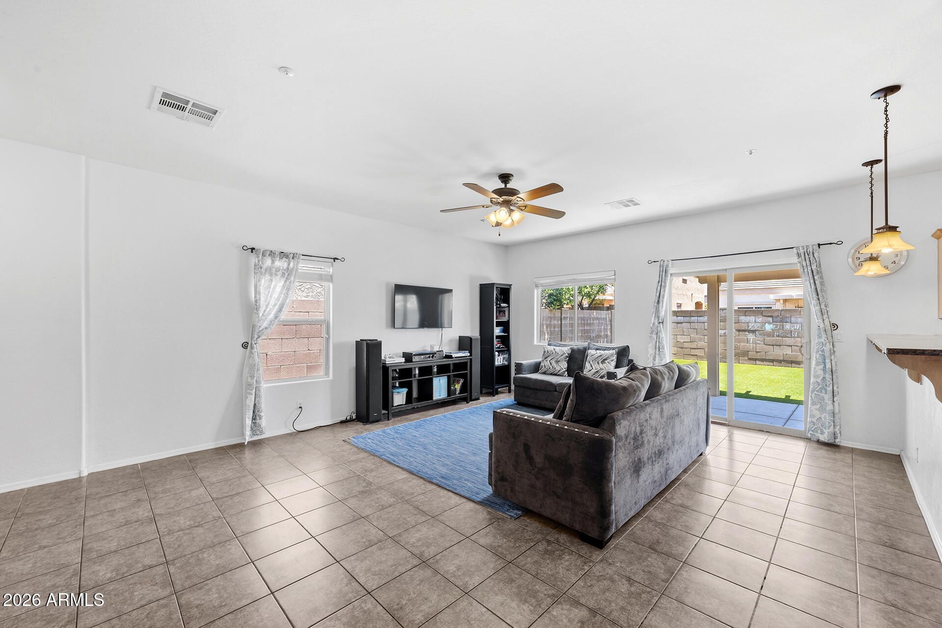 12961 N 88th Lane, Peoria, AZ 85381 Main Photo