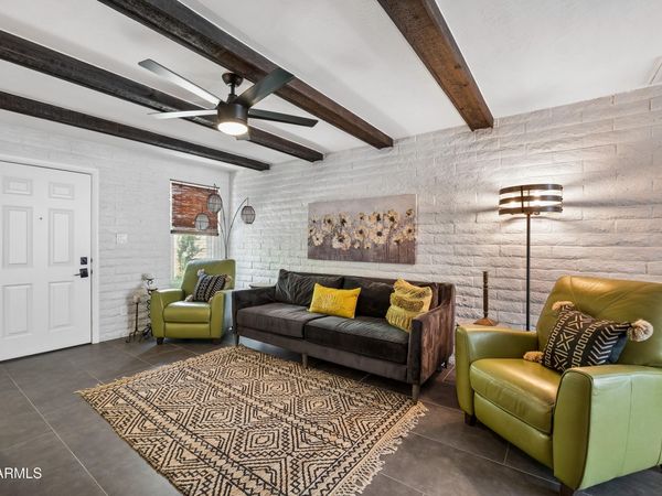 3711 E MONTEROSA Street, Unit 10, Phoenix, AZ 85018