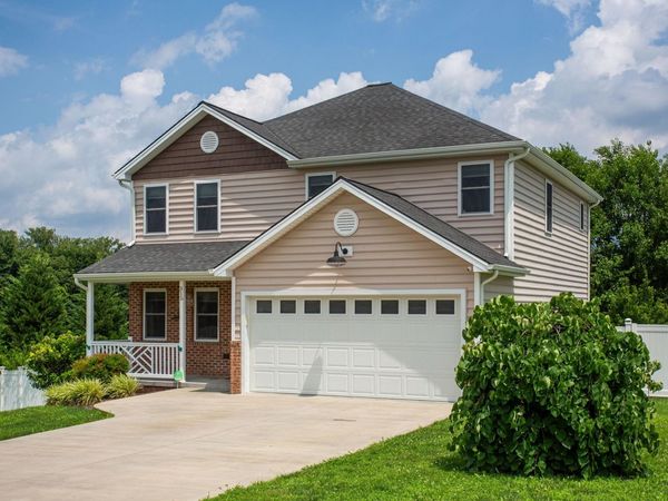 315 RUSTIC AVE, BROADWAY, VA 22815