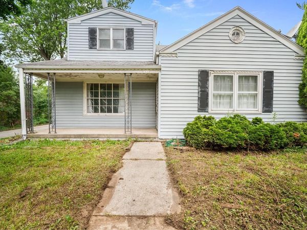 7333 N Green Bay AVENUE, Glendale, WI 53209