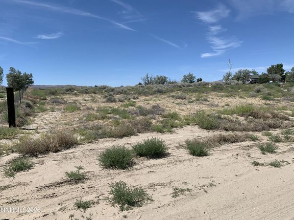 2905 E 8th Street, Silver Springs, NV 89429