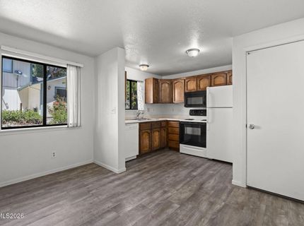 868 S Minnesota Street, Carson City, NV 89703 Photo