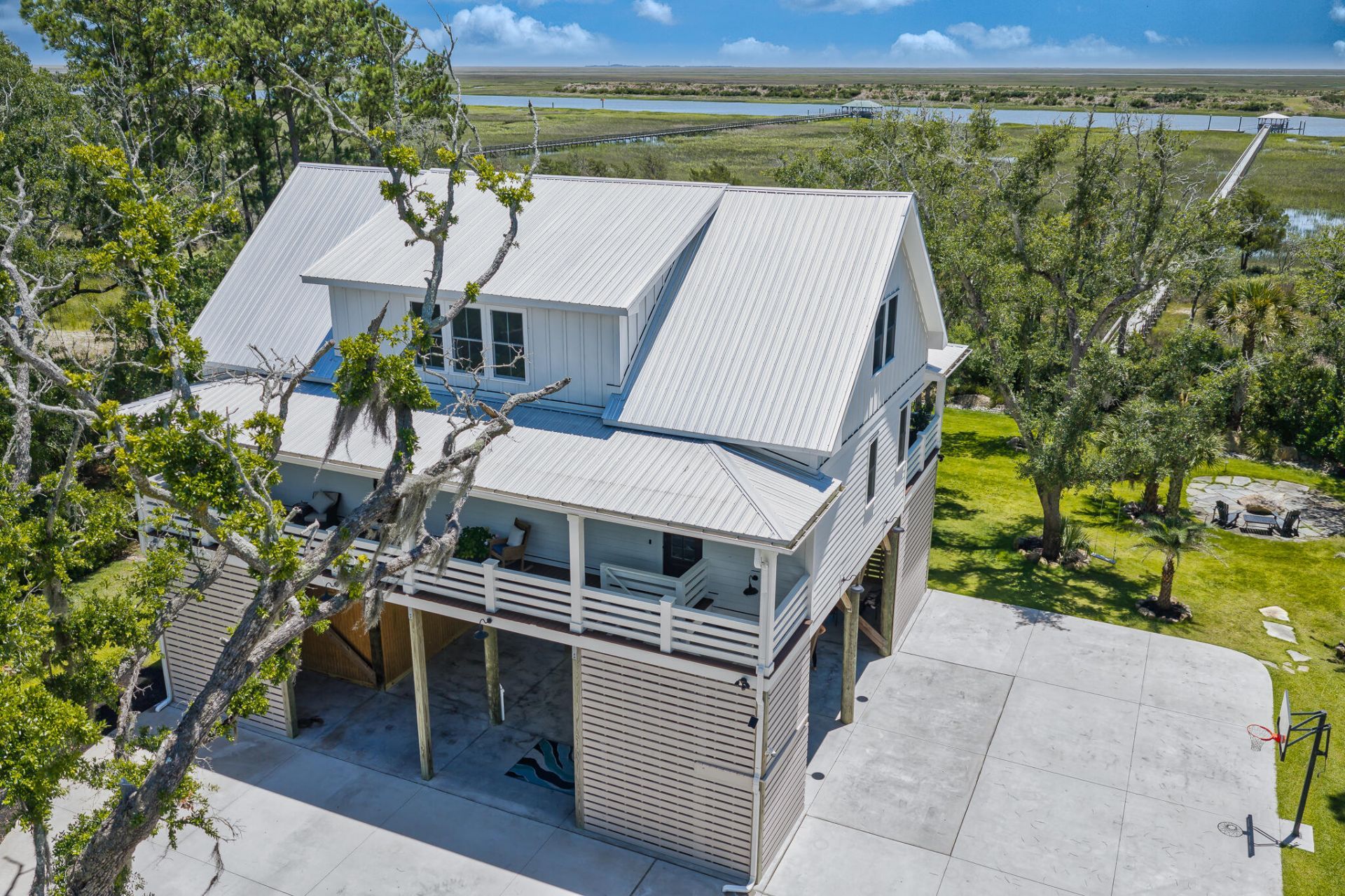 9661 Two Pines Road Photo 5