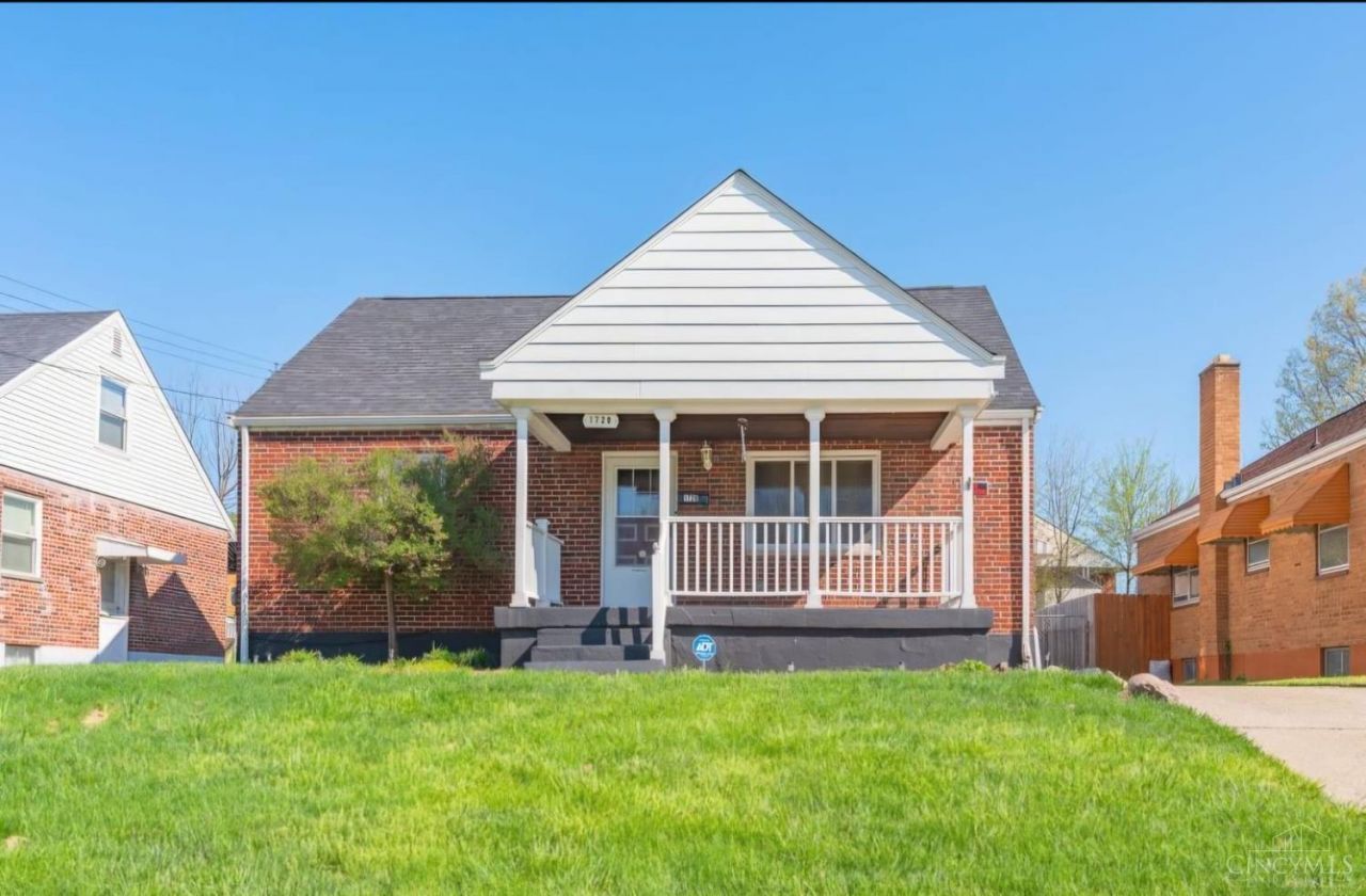 1720 Marilyn Lane, North College Hill, OH 45231 Main Photo