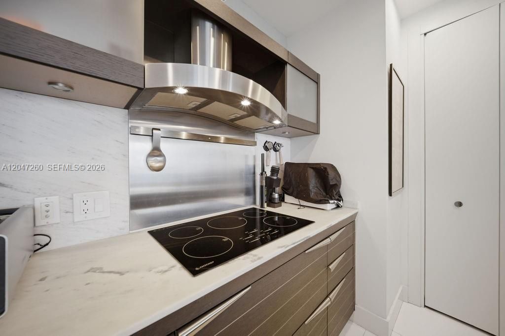 200 Biscayne Boulevard Way , Unit 5110, Miami, FL 33131 Photo