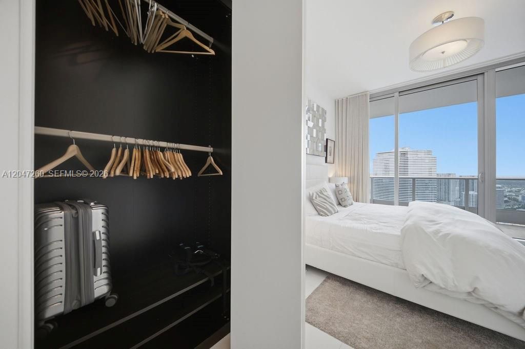 200 Biscayne Boulevard Way , Unit 5110, Miami, FL 33131 Photo