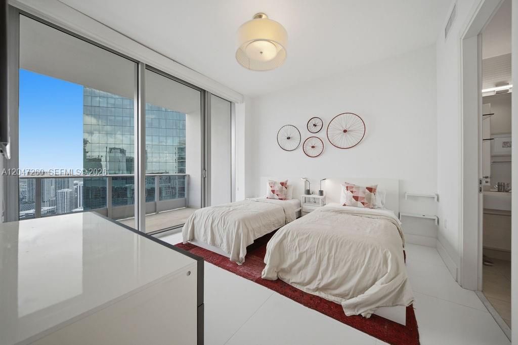 200 Biscayne Boulevard Way , Unit 5110, Miami, FL 33131 Photo